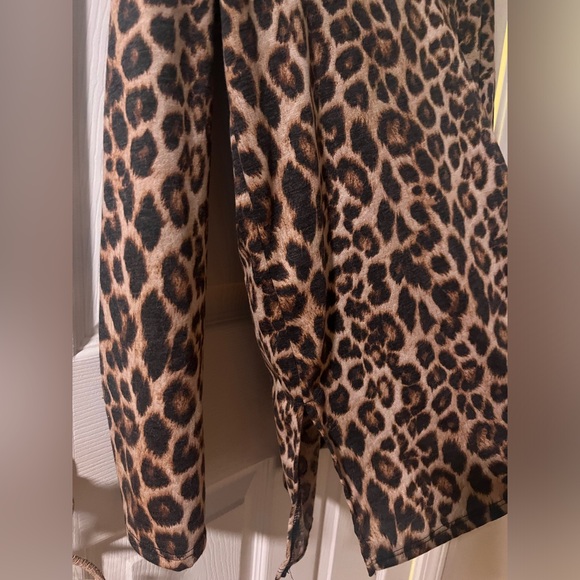 Leopard blouse - Picture 3 of 4